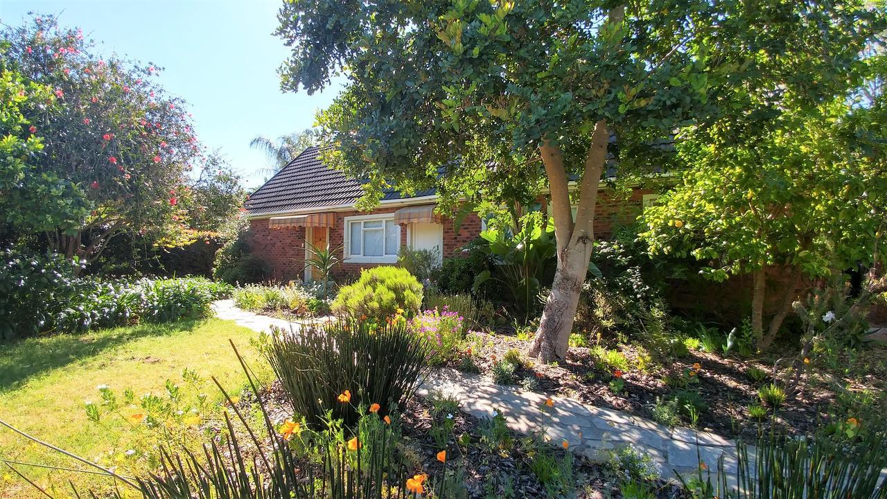 Besigheim Bed & Breakfast Stellenbosch Bagian luar foto