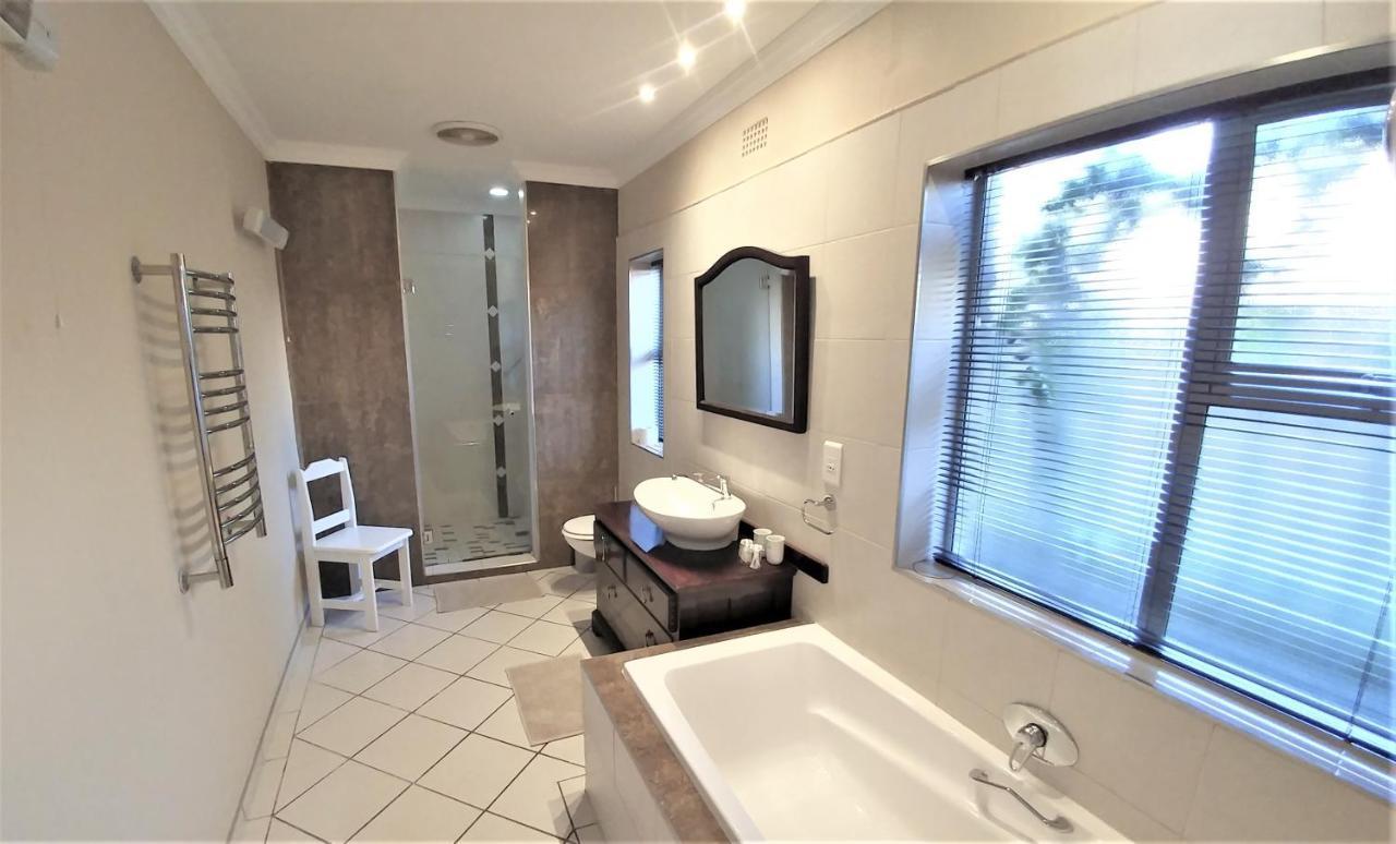 Besigheim Bed & Breakfast Stellenbosch Bagian luar foto
