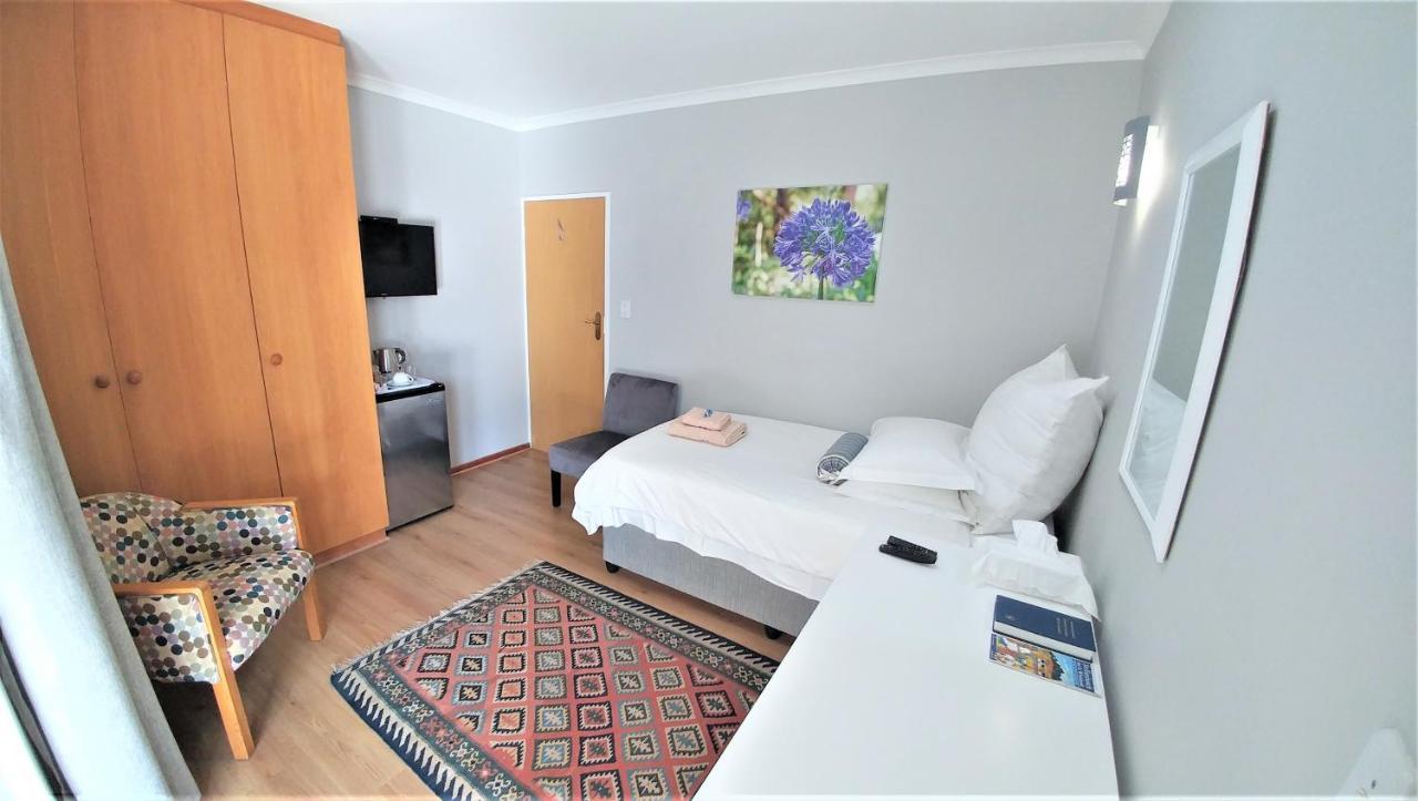 Besigheim Bed & Breakfast Stellenbosch Bagian luar foto